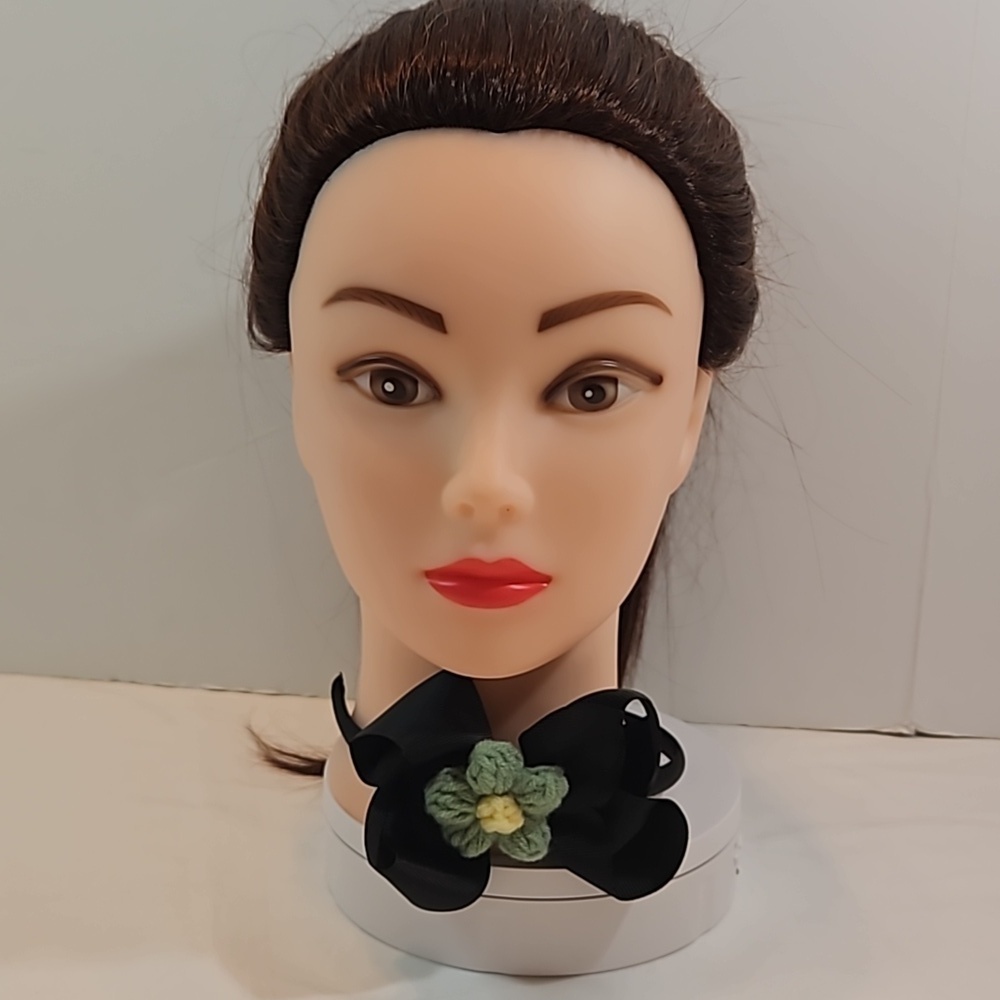 Hand Crafted Black Bow Hairband Hand Knit Crochet Green Puffy Flower Feminine - Picture 14 of 17